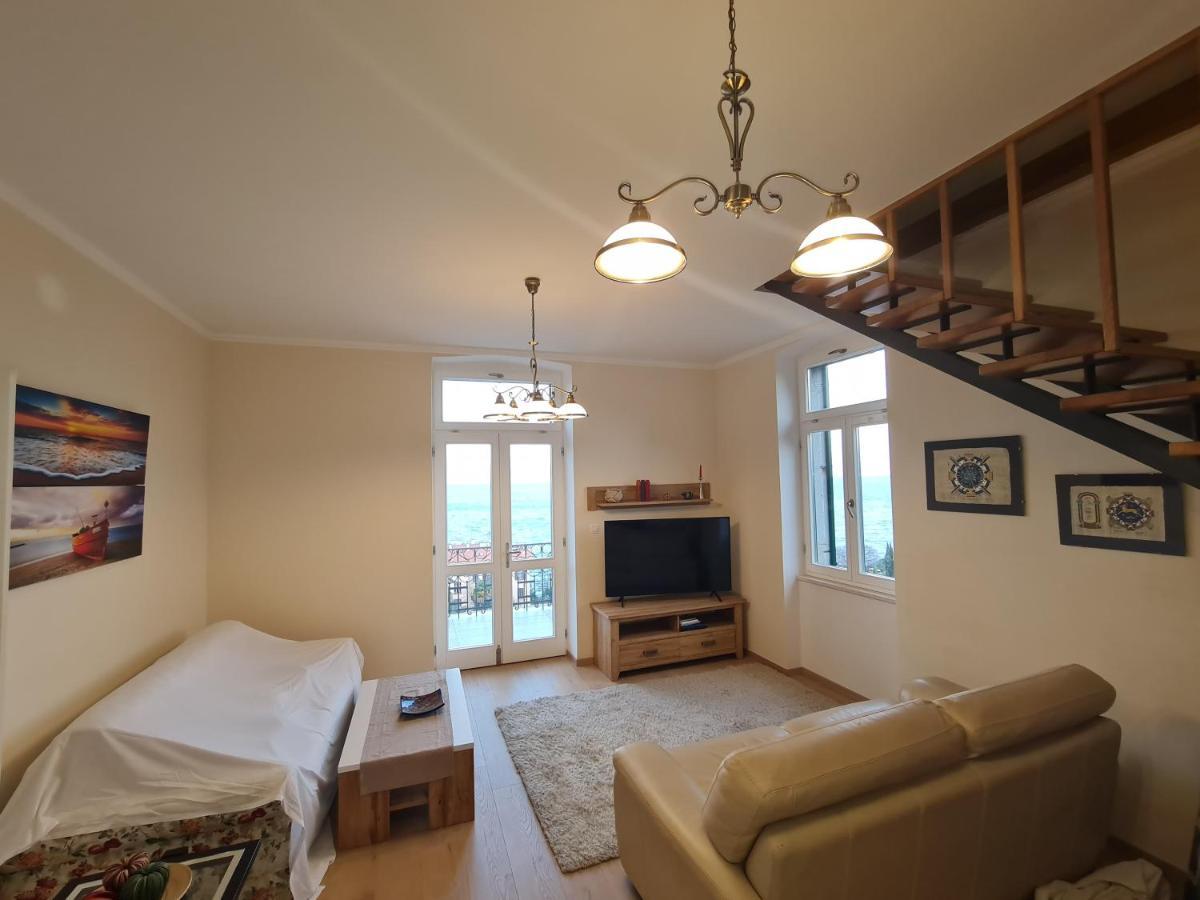 Villa Jure - Apartment Vlasta Lovran Εξωτερικό φωτογραφία